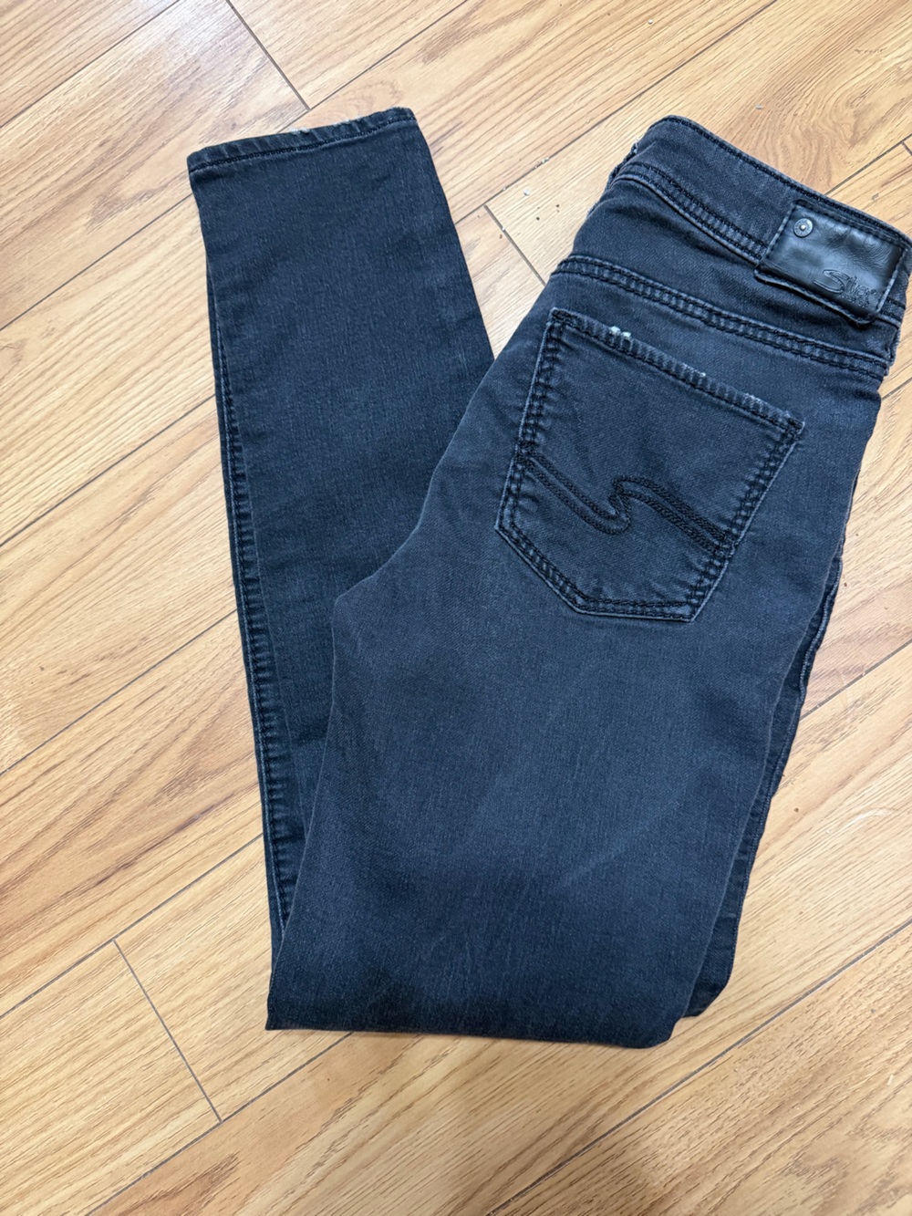 Silver Jeans Co. Aiko Joga Skinny Jeans